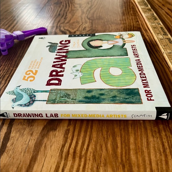 Drawing Lab: 52 Creative Exercises to Make Drawing Fun • Quarry Lab Series Book - Picture 2 of 8